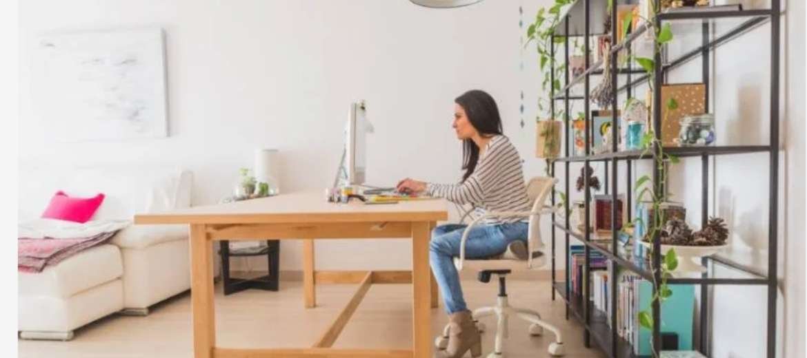 How to Create a Productive Workspace in Small Spaces