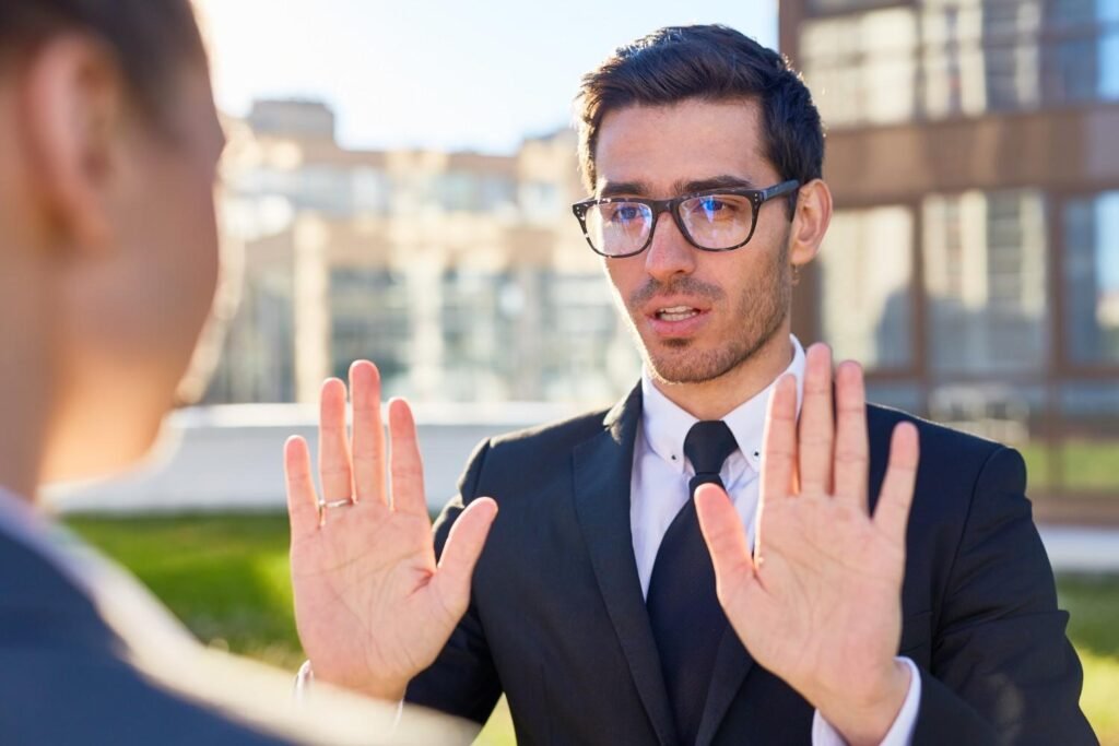 How to Stay Calm and Communicate Effectively